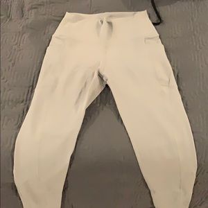 Buff bunny grey leggings